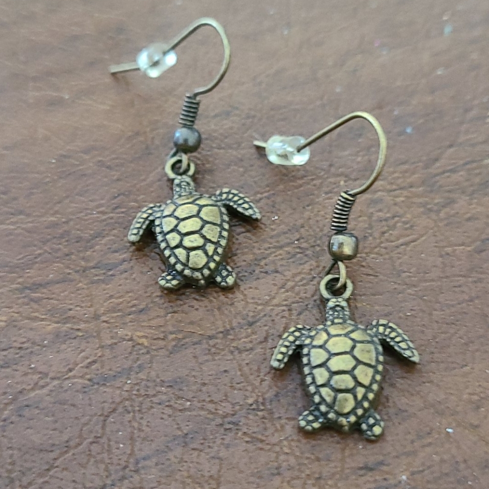 - Sea Turtles - Picture 1 of 3